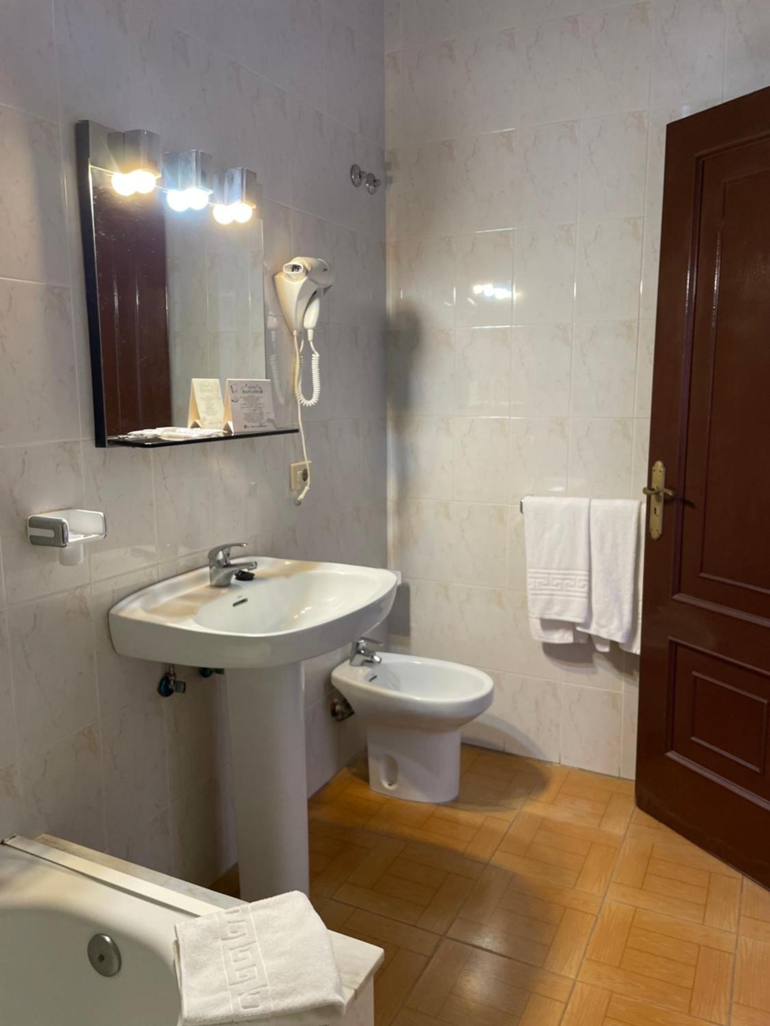 Hotel Baixamar 西尔斯 外观 照片