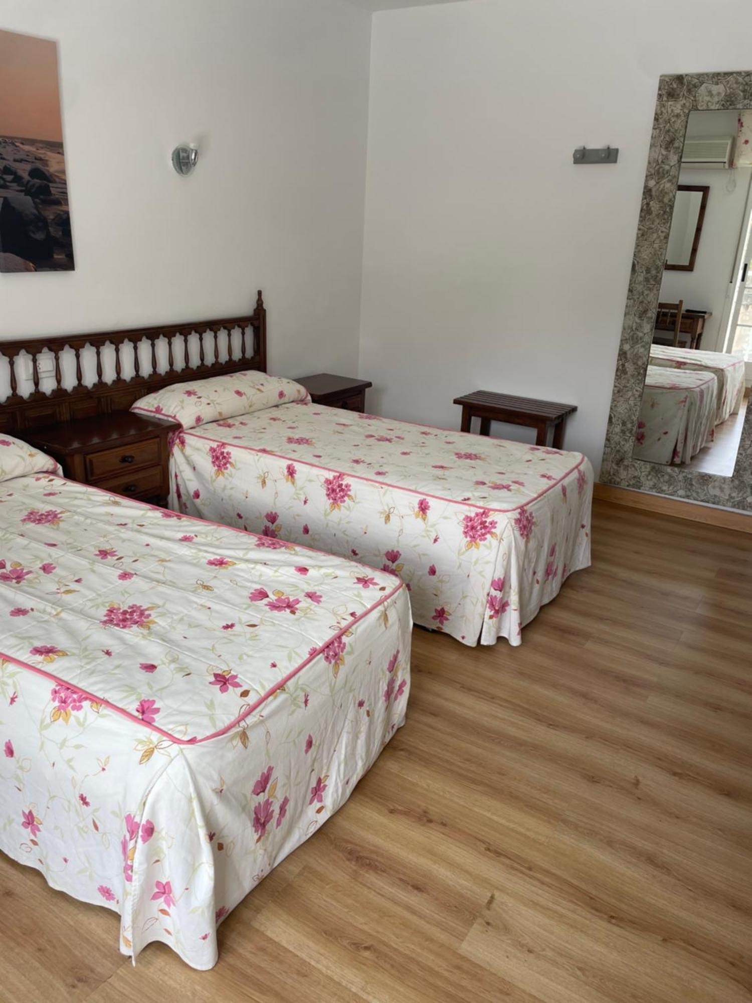 Hotel Baixamar 西尔斯 外观 照片